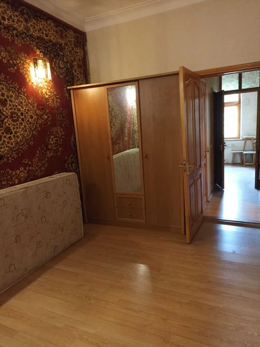 Продаж 2 кімн квартири, Правий берег, Дніпро-кий р, вул. Син