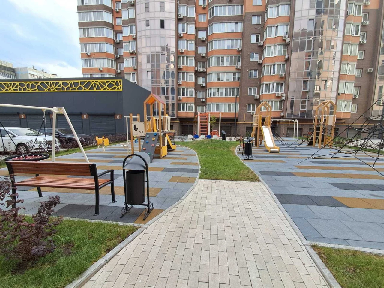 1 room for sale. apartment in Osnova residential complex, new building