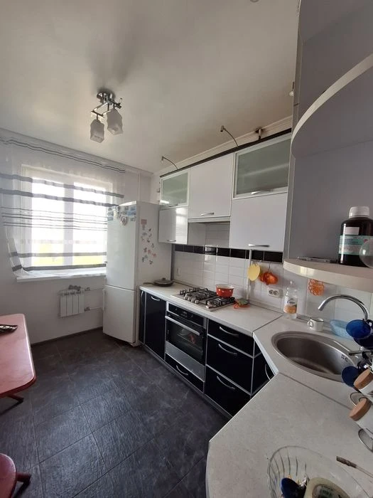 Exclusive! Improved 3-bedroom apartment for sale in S. Saltovka 5.