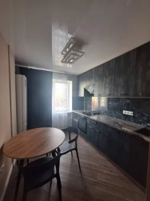 Продажа 3-комнатной квартиры, ул. Школьная / Фортечная