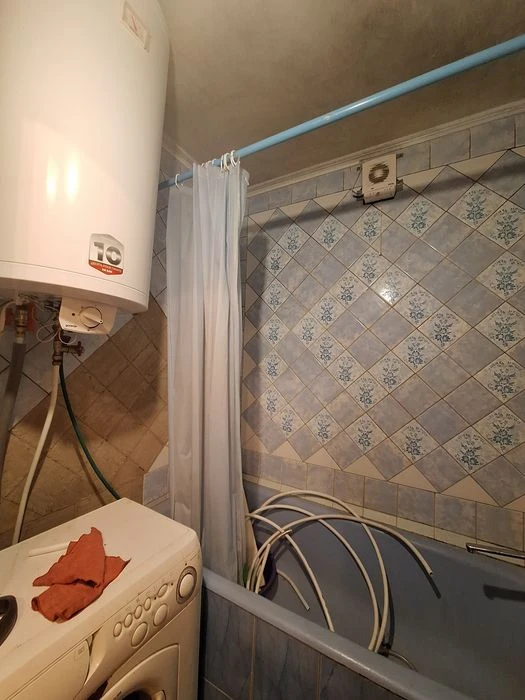 Exclusive! Improved 3-bedroom apartment for sale in S. Saltovka 5.