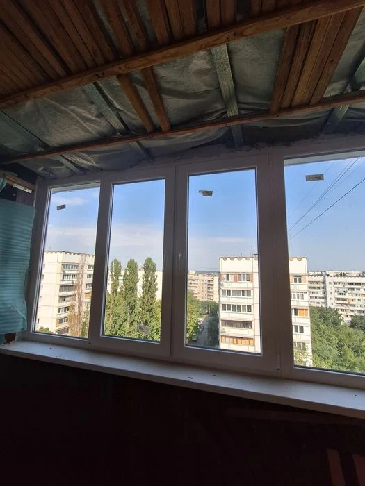 Exclusive! Improved 3-bedroom apartment for sale in S. Saltovka 5.
