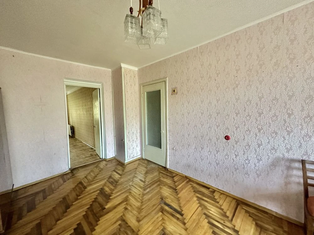 Right Bank! 2-Room Apartment on Rustavi Street