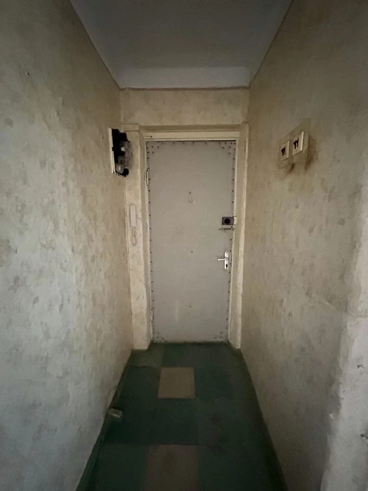 Right Bank! 2-Room Apartment on Rustavi Street