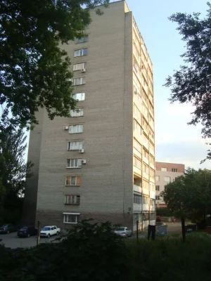 I will sell an apartment with a large balcony in the Center, Voznysenovsk