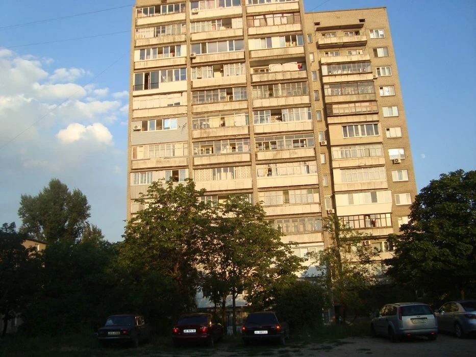 I will sell an apartment with a large balcony in the Center, Voznysenovsk