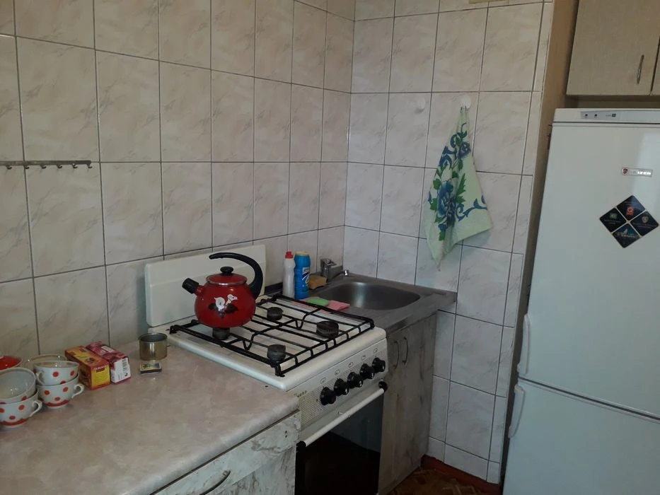 I will sell an apartment with a large balcony in the Center, Voznysenovsk