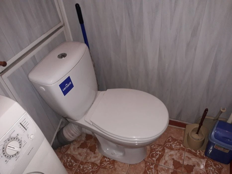 I will sell an apartment with a large balcony in the Center, Voznysenovsk