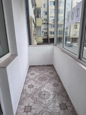 Продаж 1 км квартири в спальному районі міста