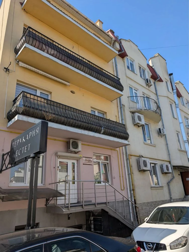 Продаж 3-х кімнатної квартири в центрі міста вул. Грюнвальсь