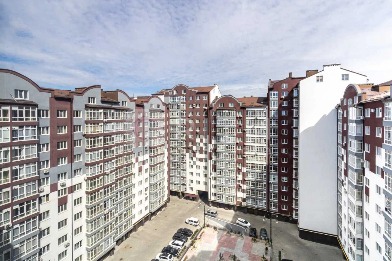Продаж 2-кімнатної квартири в ЖК «Містечко Центральне»