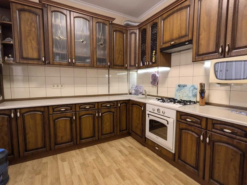 Продається 3к.дворівнева квартира район вокзалу.