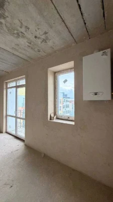 ЗДАНА Готова до ремонту! 2 кім. квартира з котлом в новобудо