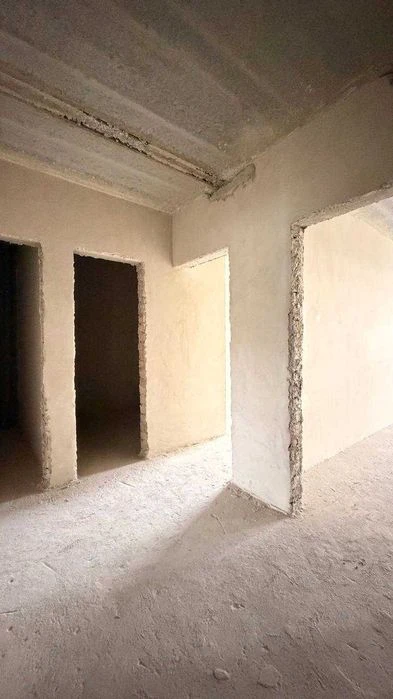 ЗДАНА Готова до ремонту! 2 кім. квартира з котлом в новобудо