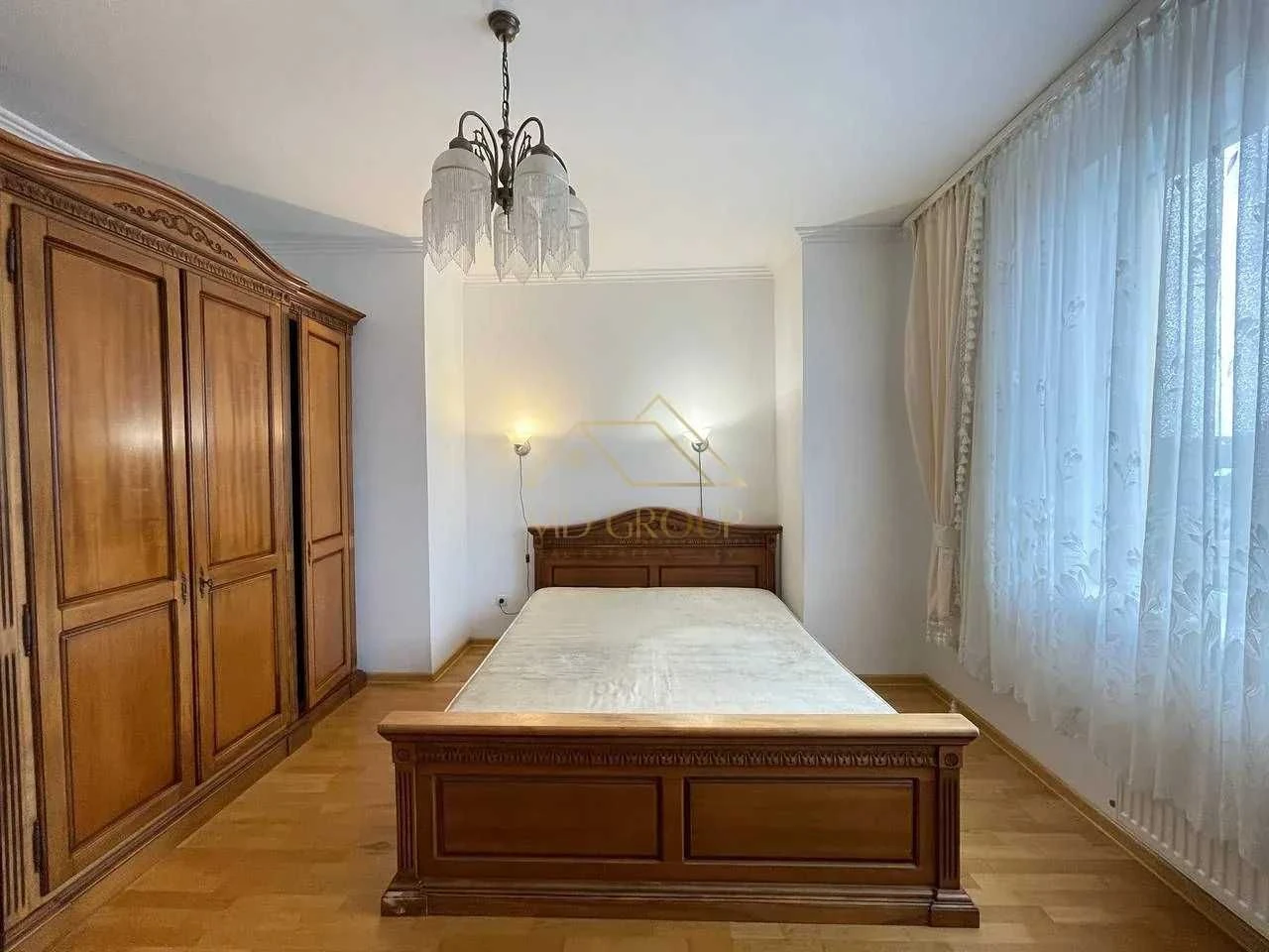 Продається велика 3 кім.квартира ,вул. Довженка