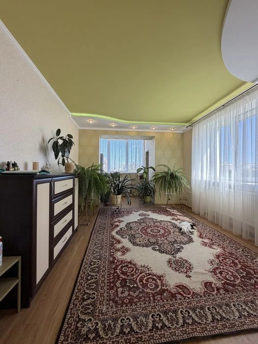 Apartment in a new building with renovation and furniture on the 5th floor