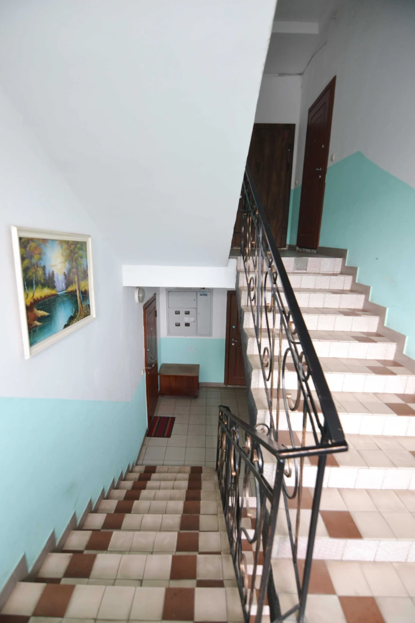 3-room apartment on Vovchynetska 2a street near the Metro shopping center! (2