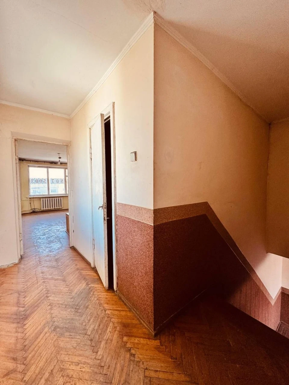 Продається 3 кімнатна дворівнева квартира/Пасічна