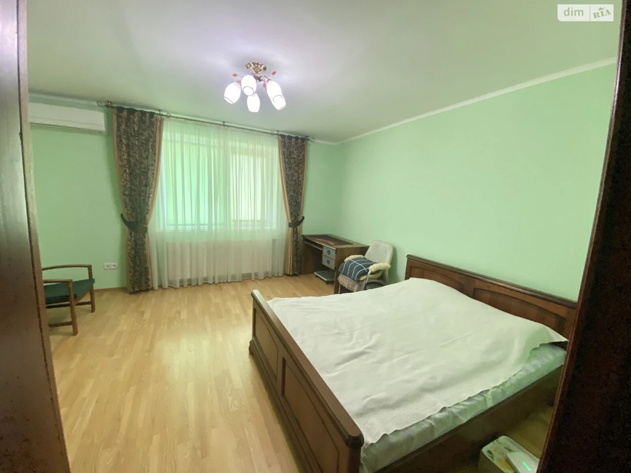 Продажа квартиры Коновальца Чорновола.