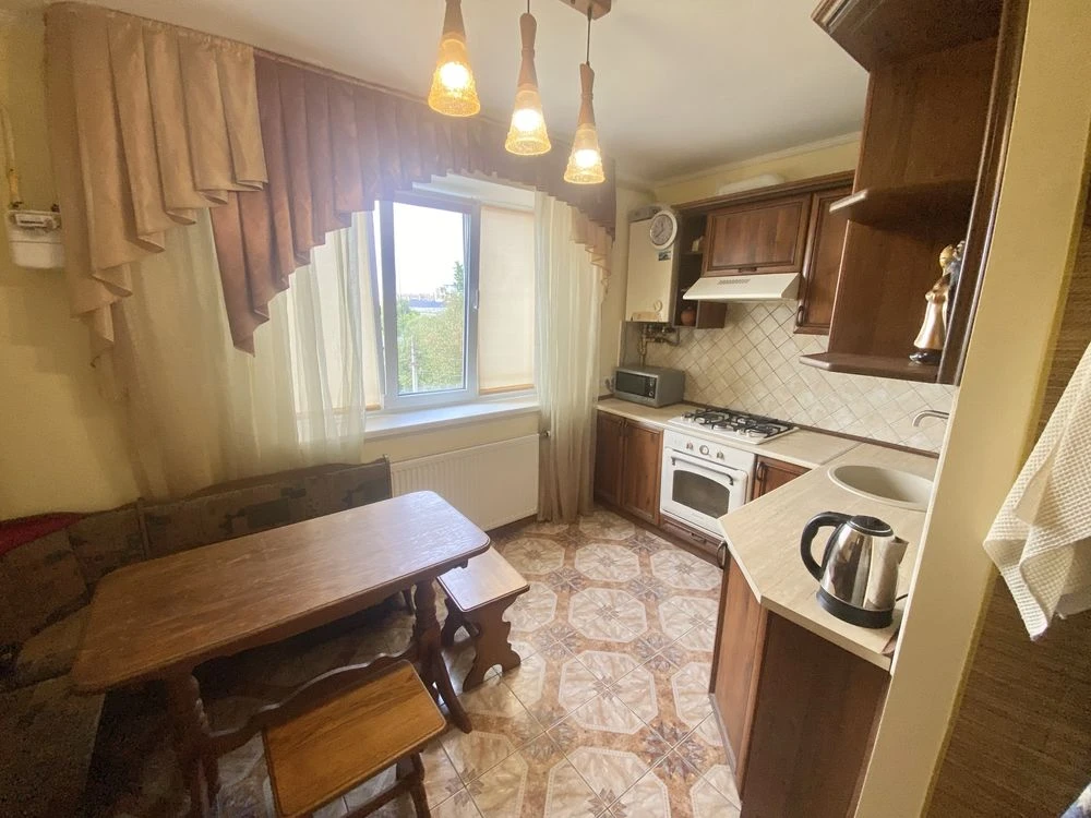Продается 3к. квартира. Ул. Дудаева. Коновальца. Велмарт.