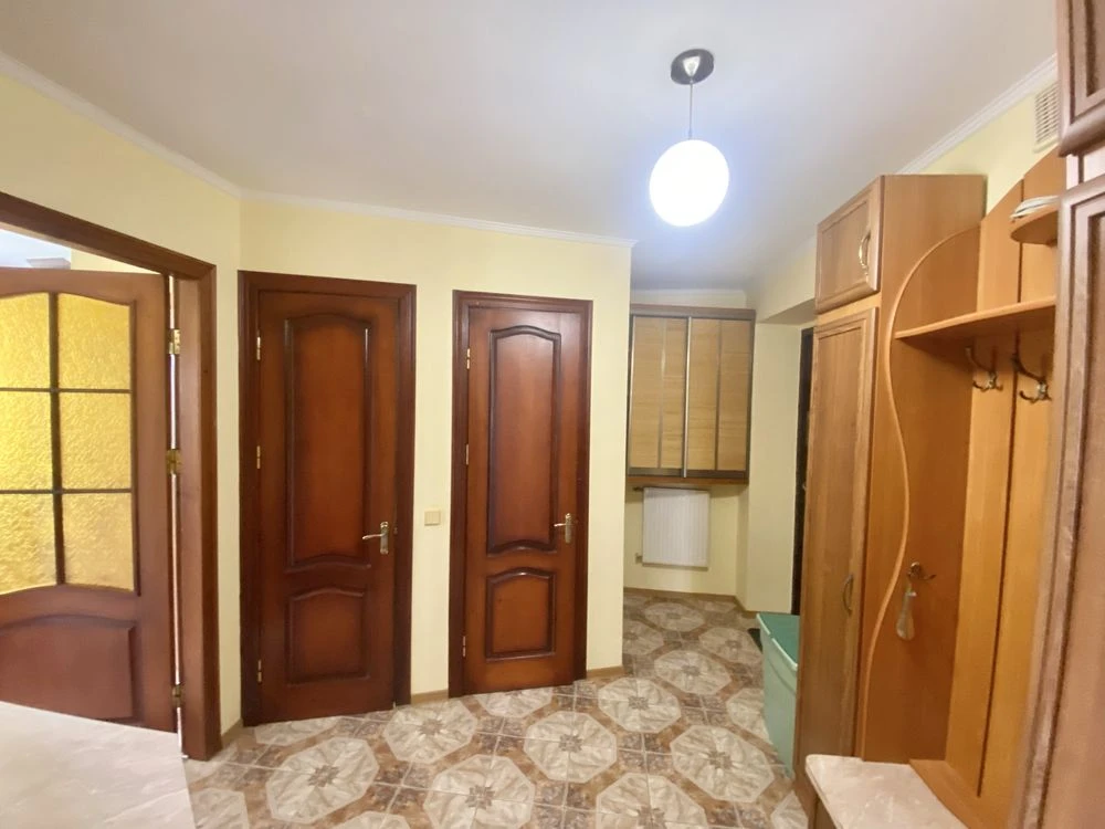 Продается 3к. квартира. Ул. Дудаева. Коновальца. Велмарт.