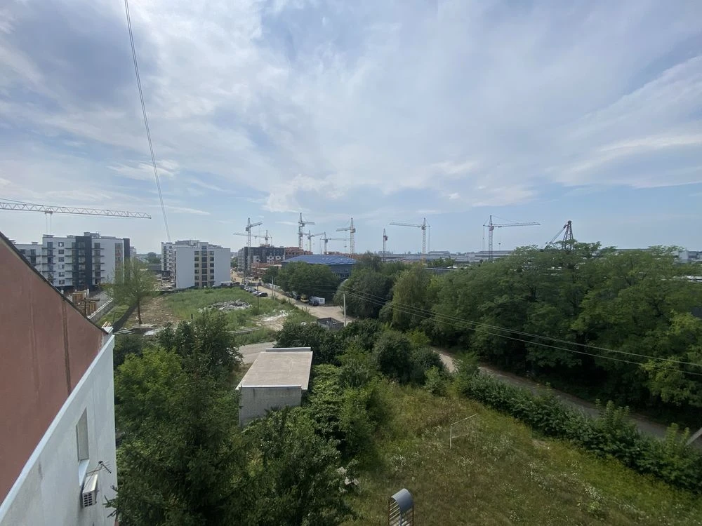 Продается 3к. квартира. Ул. Дудаева. Коновальца. Велмарт.