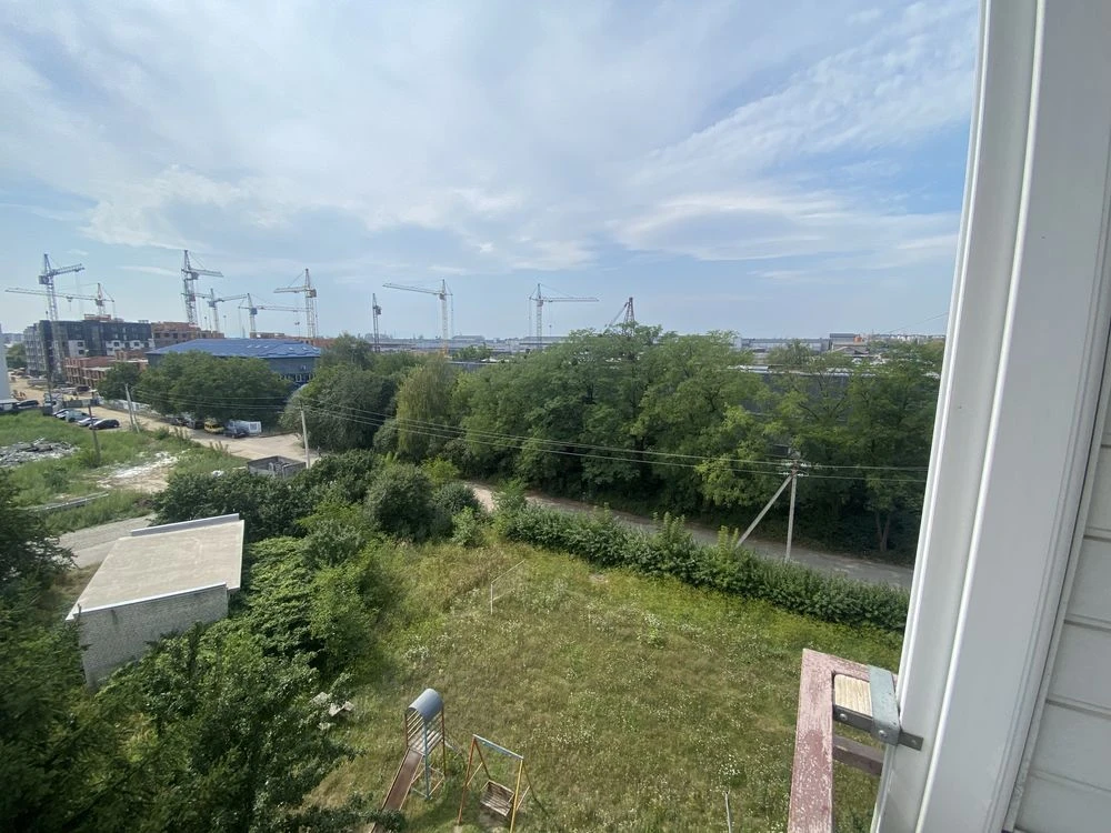Продается 3к. квартира. Ул. Дудаева. Коновальца. Велмарт.
