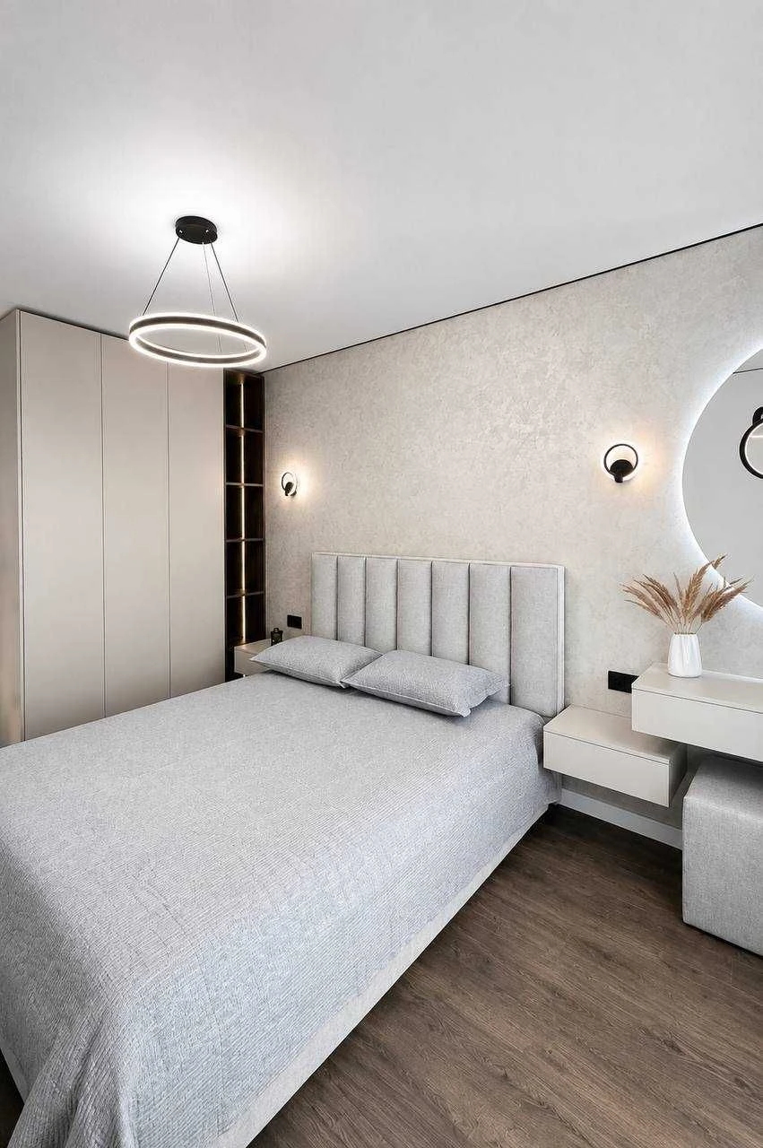 The apartment is 46 m2, fully equipped and with high-quality renovation.