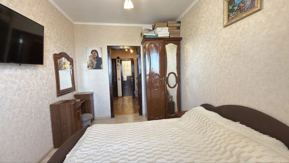 Продажа 3-х комнатной квартиры с ремонтом