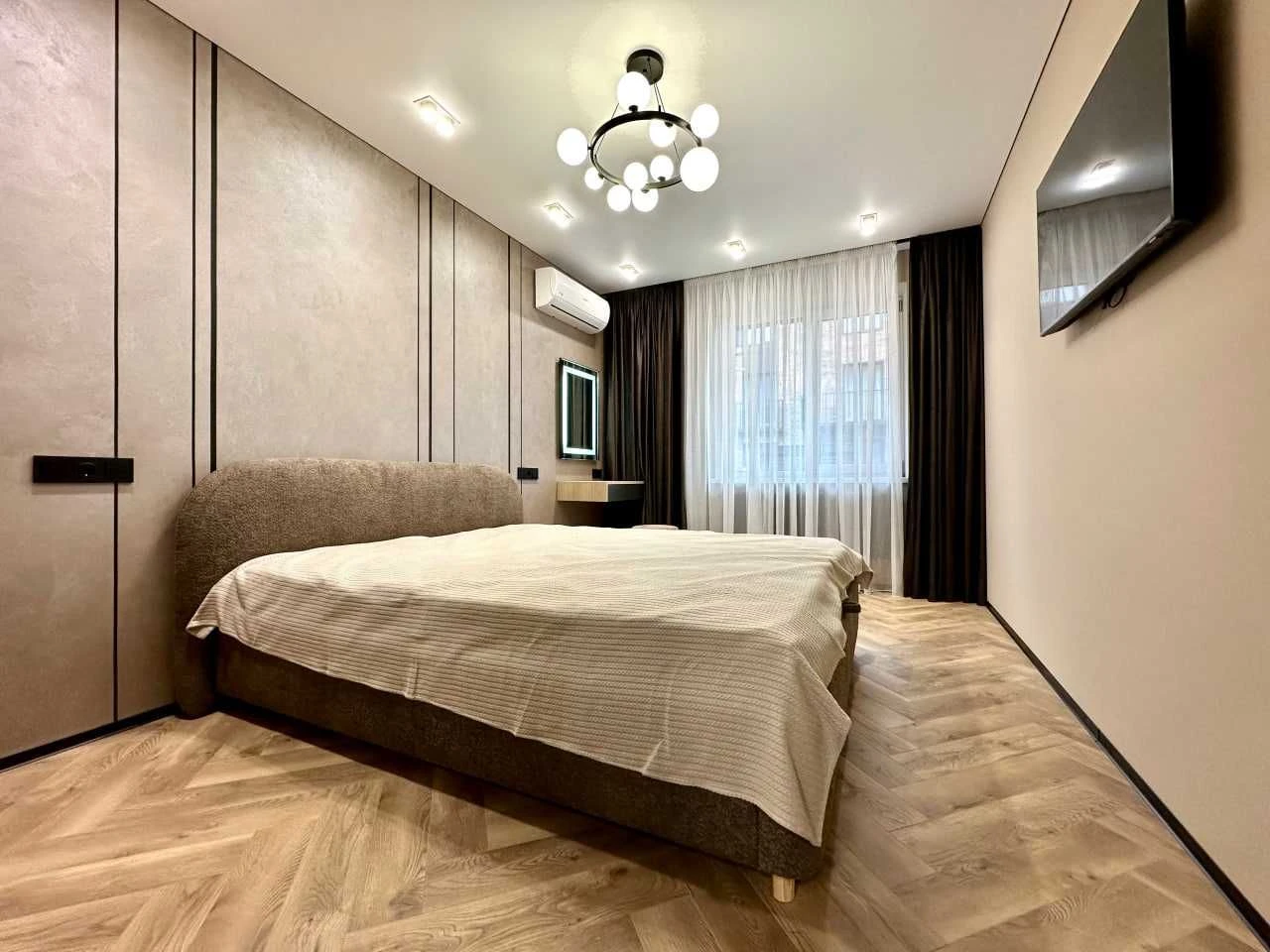 Продажа 3-комнатной квартиры в элитном ЖК "Клубный Поселок 1"