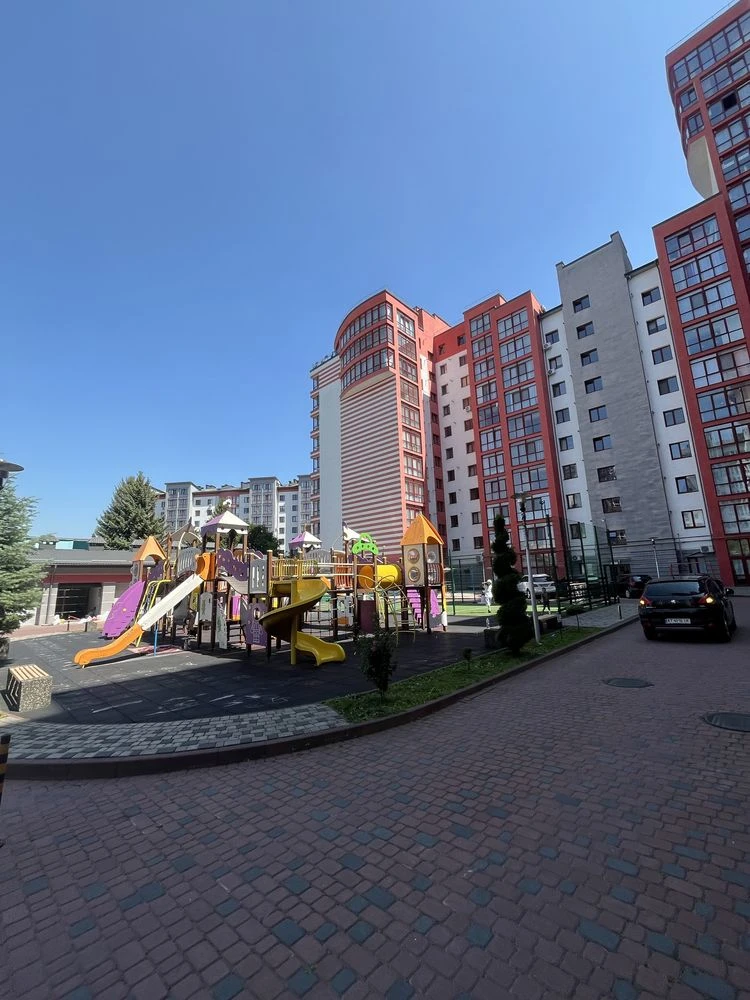 Квартира в закрытом ЖК с видом на Волчинецкие горы