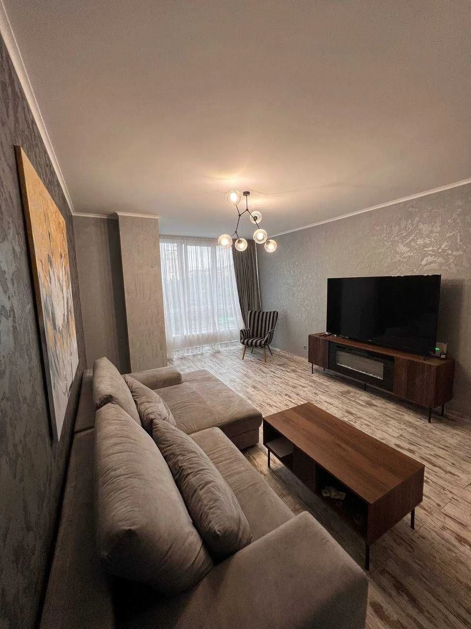 3-room apartment with new renovation, center, Independence Street
