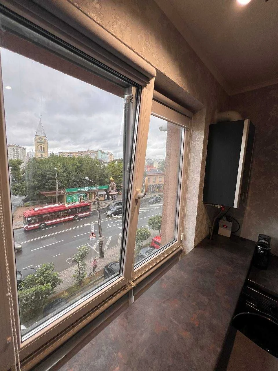 3-room apartment with new renovation, center, Independence Street