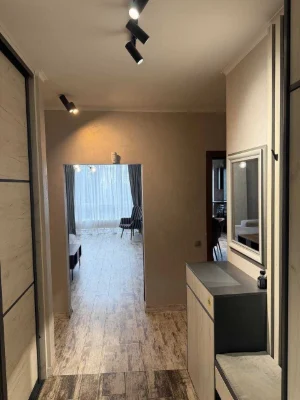3-room apartment with new renovation, center, Independence Street