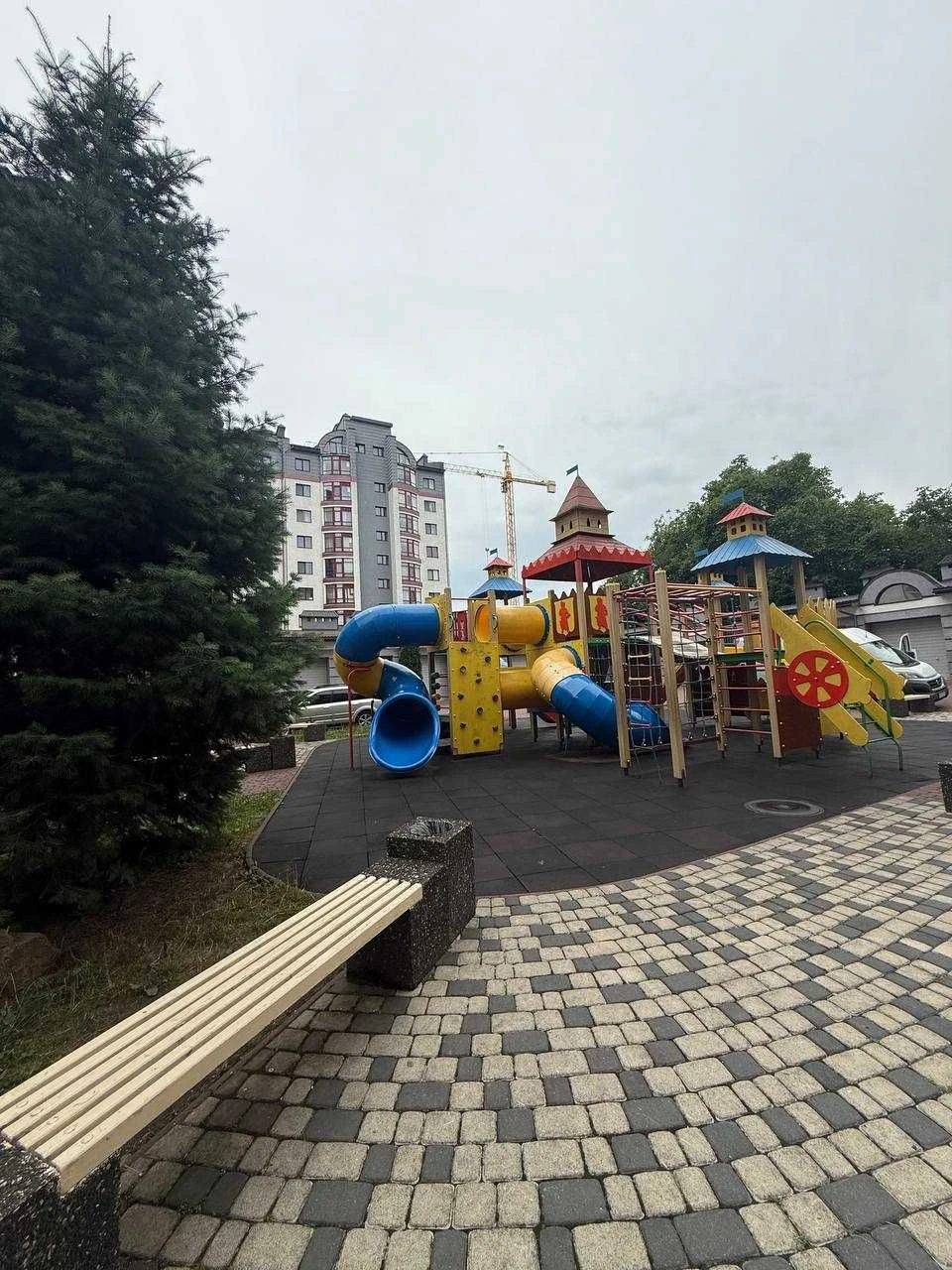 Продаж  3 к. квартири по вул.Вовчинецька