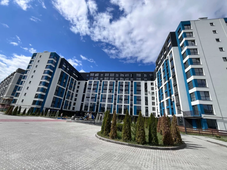 2к квартира. 70 м2. Мангальна зона. Переуступка. Ціна за м2