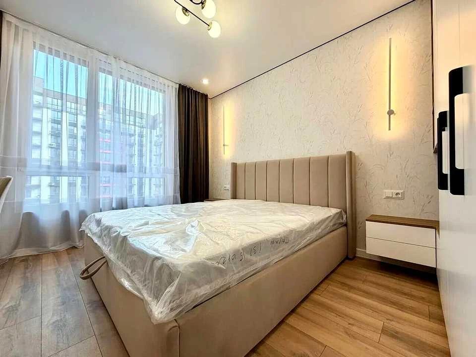 Квартира. Івано-Франківськ, Романа Левицького вул., (Будинок