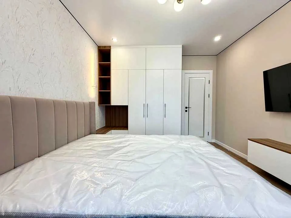 Квартира. Івано-Франківськ, Романа Левицького вул., (Будинок