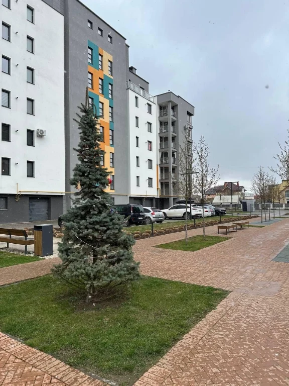 3-кімнатна квартира біля ТРЦ Велес .Цегляне будівництво
