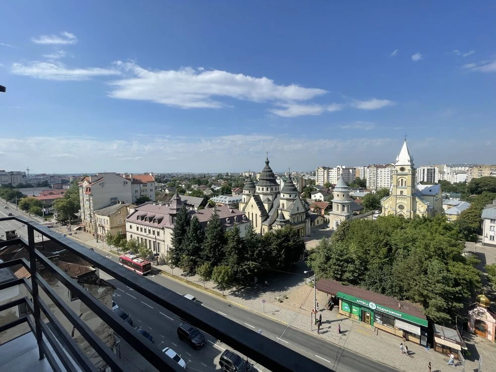 Продаж просторої та затишної 2кім квартири в центрі міста!