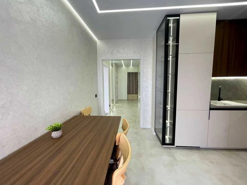 Квартира. Івано-Франківськ, Незалежності вул.