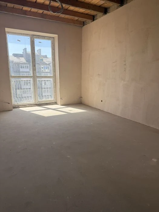 Продається  3кім квартира. Каскад.. Зроблено  частково ремон