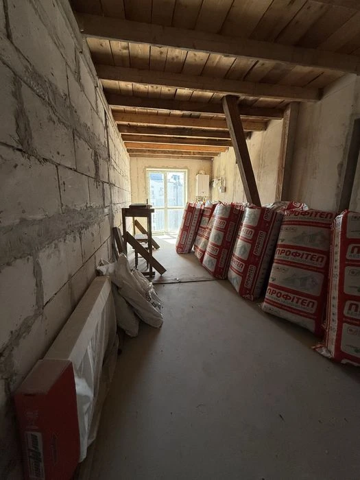Продається  3кім квартира. Каскад.. Зроблено  частково ремон