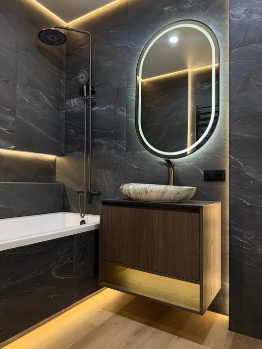 I am selling a 2-room apartment with a functional 3k in the Parkovye Mi residential complex.