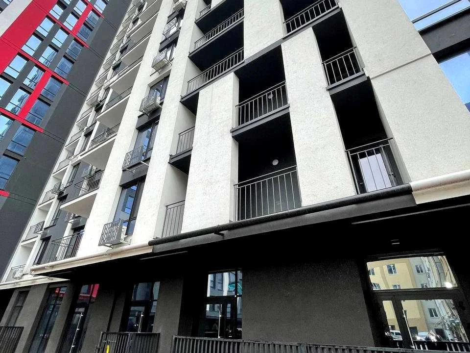 Apartment. Ivano-Frankivsk, Yevhena Konovaltsa St.