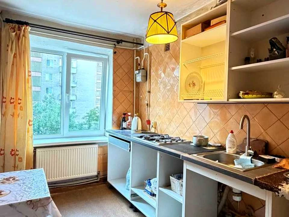 Квартира. Івано-Франківськ, Юліана Целевича вул.