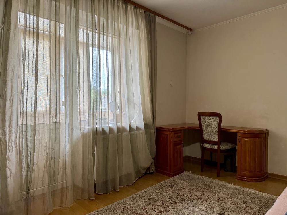 5k apartment for sale in the CENTER of the city!