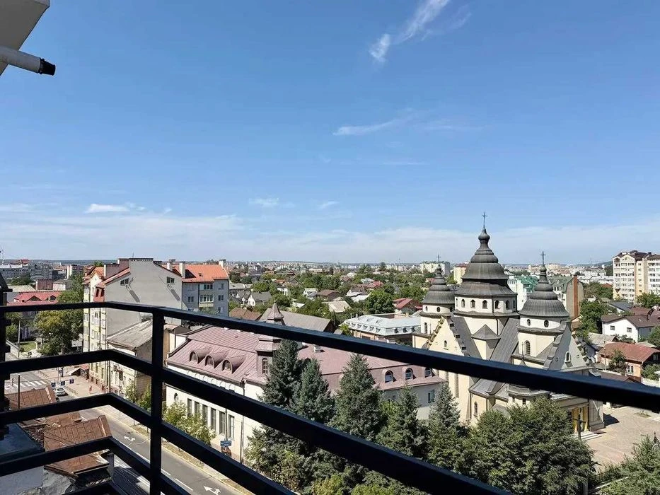 Cozy two-room apartment with a beautiful view of the city