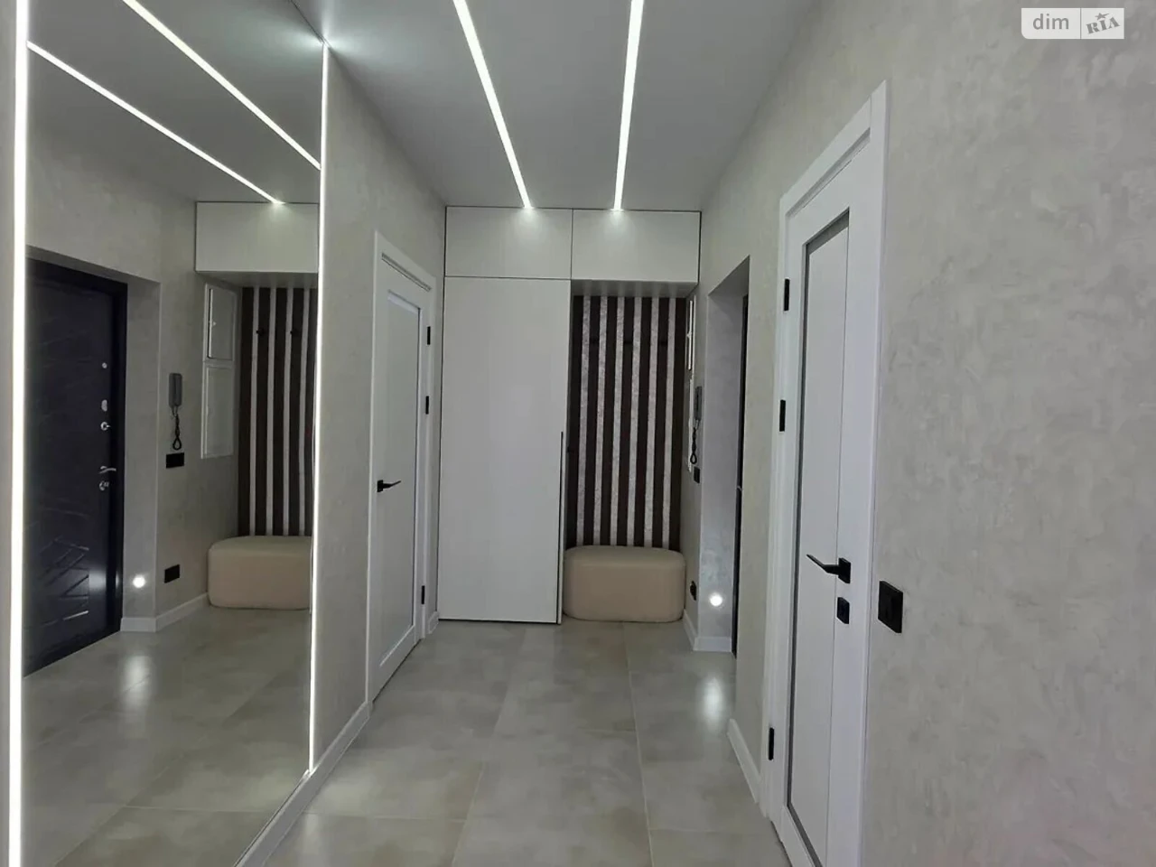 Продаж Квартира Майзлі