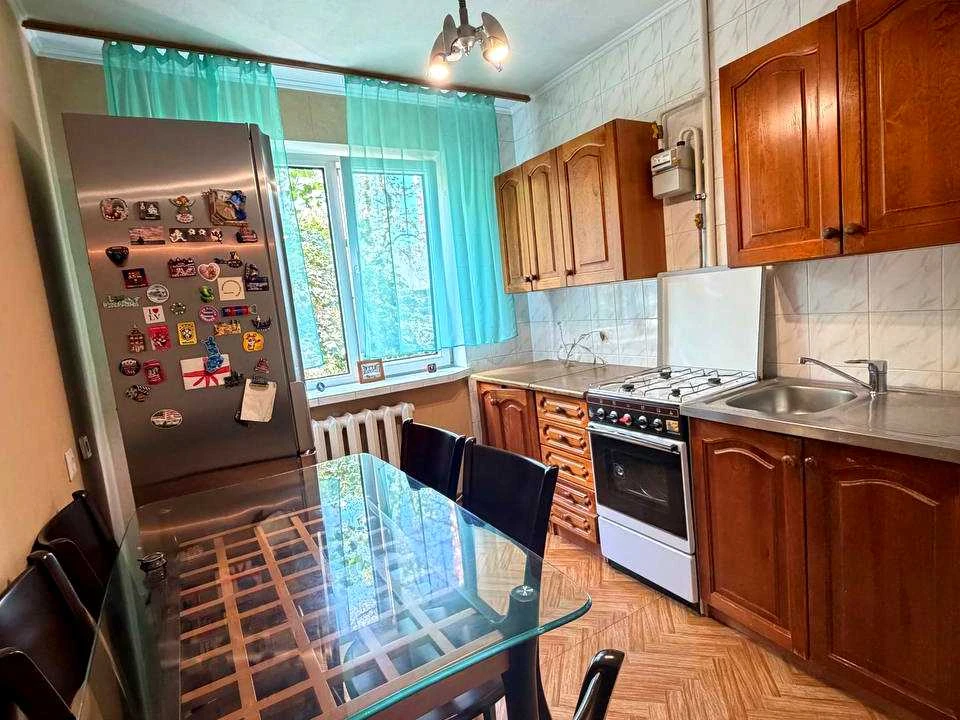 Квартира. Киев, Митрополита Василия Липковского ул. (Урицк